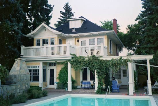 Beviss Residence Edmonton, AB - Completed